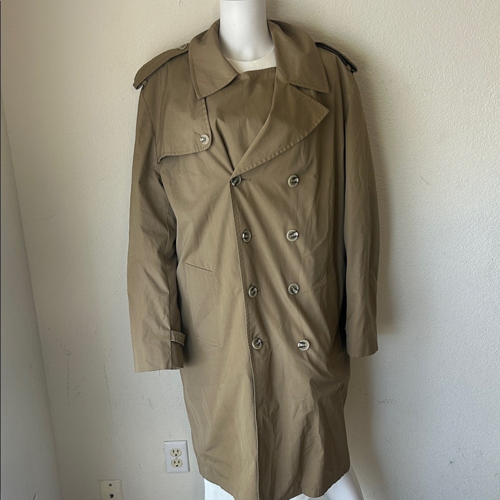 Vintage. Clipper Mist All Weather Men's Stylish Brown Trench Coat